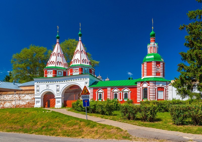 Из Москвы в древние города Северо-Восточной Руси: тур с мастер-классами, музеями и речной прогулкой