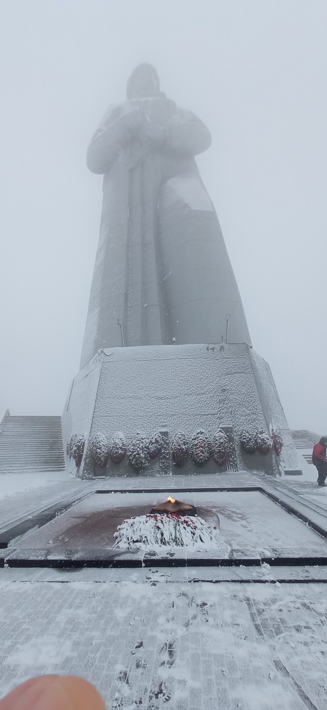 Мурманск - крупнейший в мире город за Северным полярным кругом (Андрей)