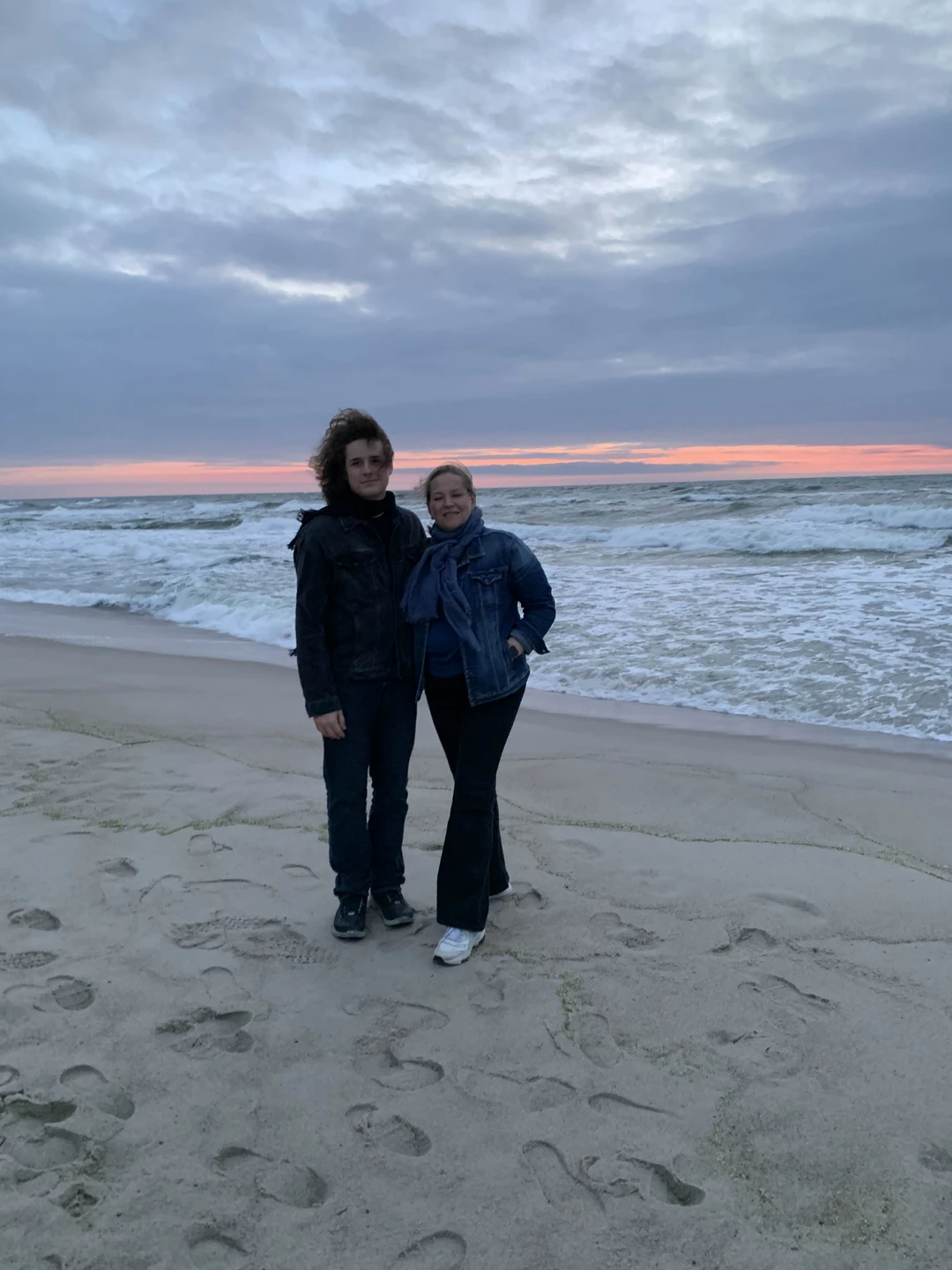 Приветствую всех путешественников! Не люблю писать отзывы, но гнет обещания, данного мной Евгению, давит на меня