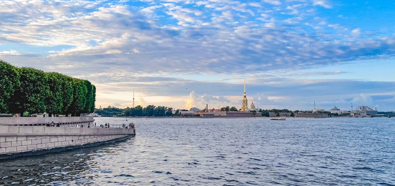 Обзорная экскурсия по Петербургу с аудиореконструкцией