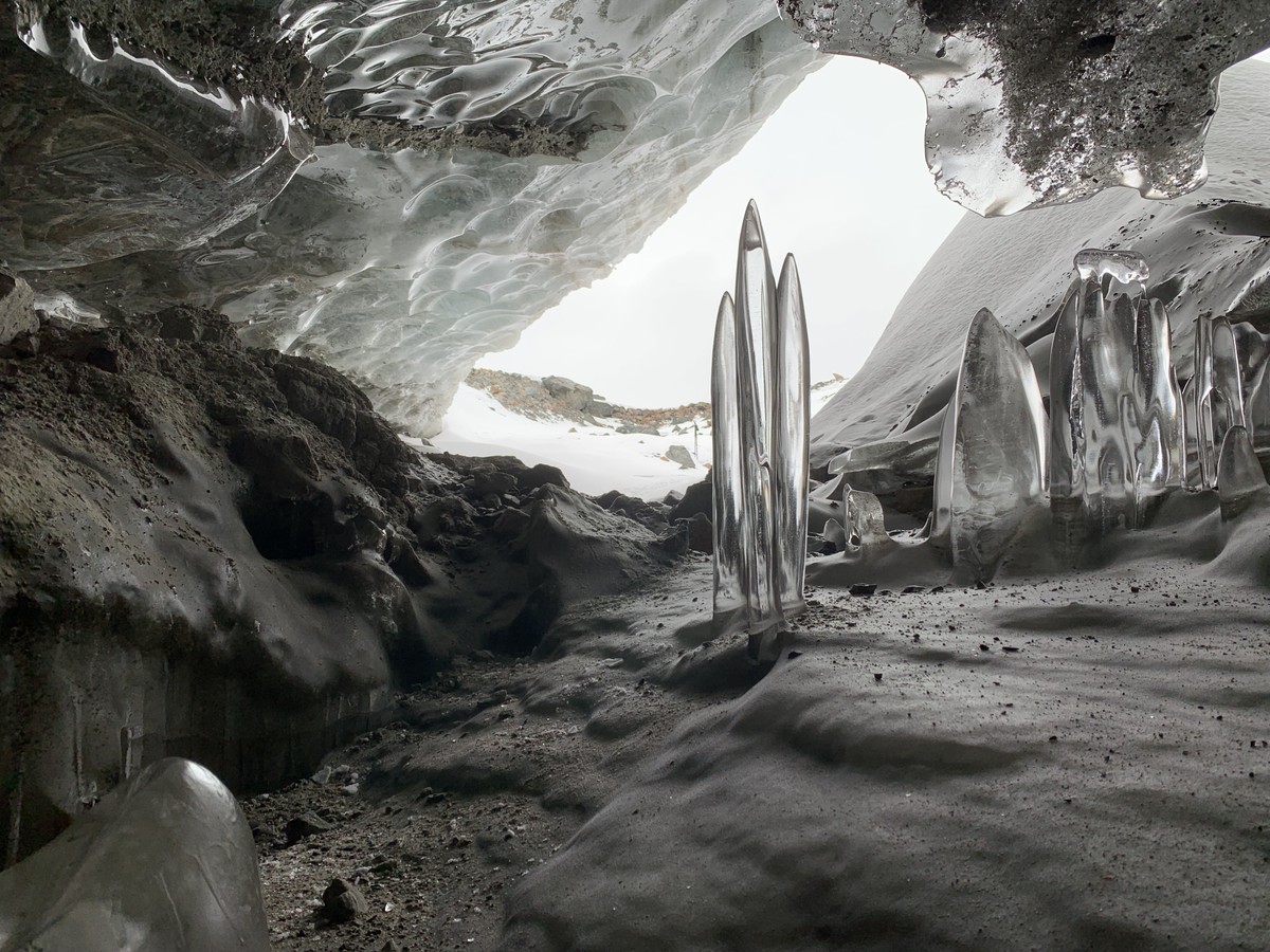 Из Алматы — к леднику Туюксу и гроту «Дельфин»