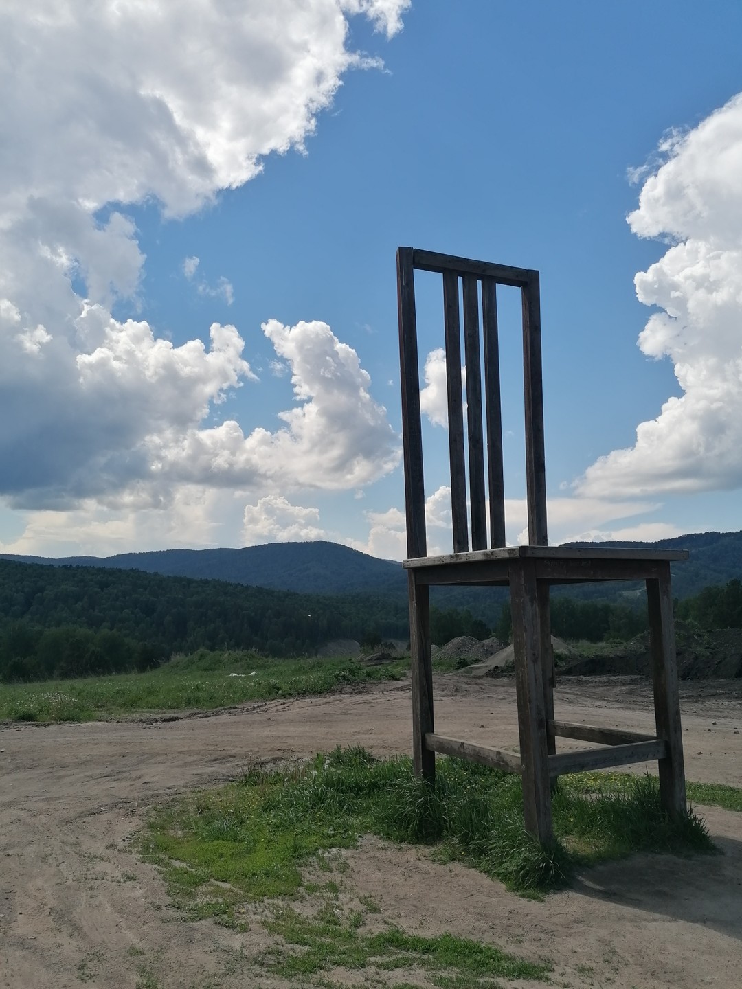 Большое спасибо Виталию за интересную и комфортную экскурсию по местам Белокурихи-2. Территория частично на этапе стройки