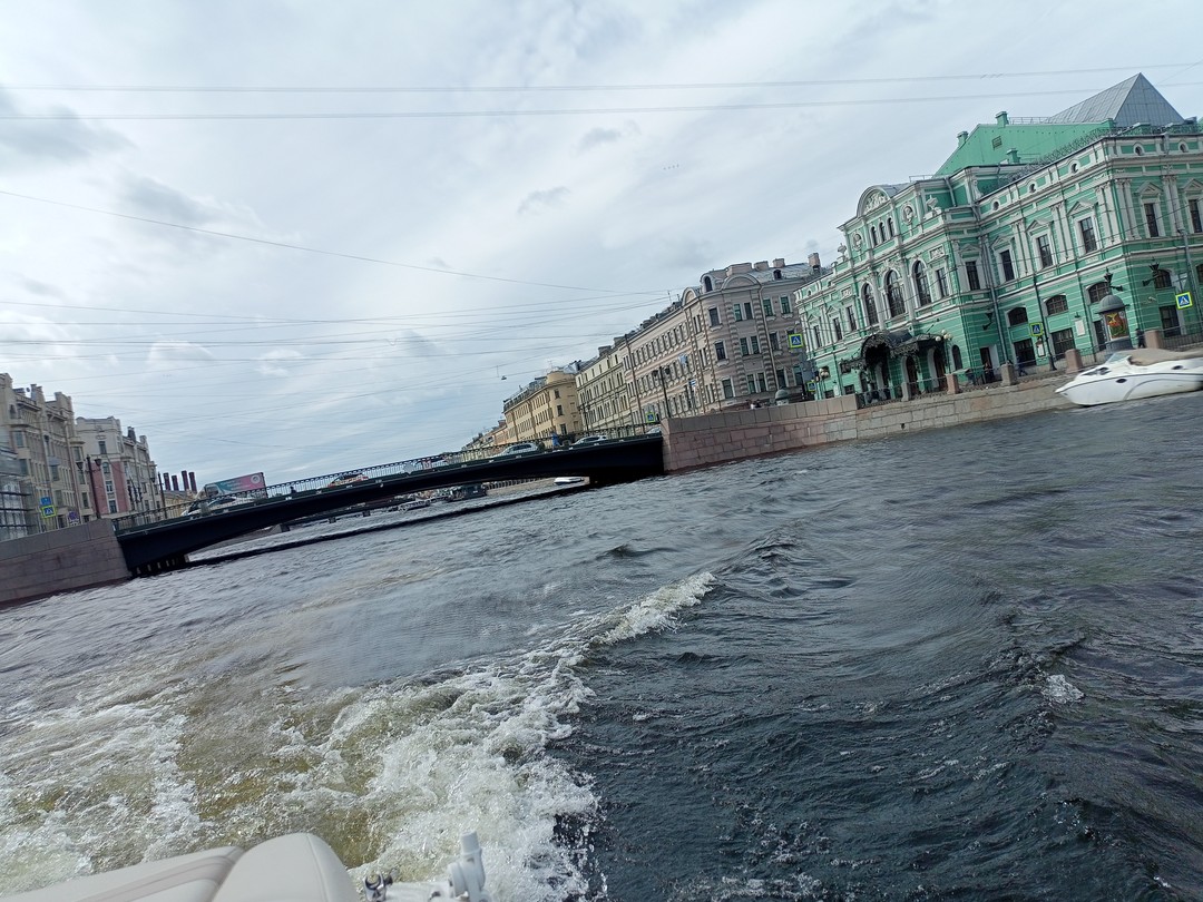 Прогулка по рекам и каналам Петербурга (Олеся)