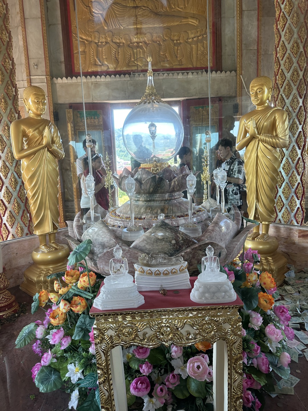 Мы брали эту экскурсию в транзитный день, когда иы ехали из Краби в аэропорт Пхукета. У