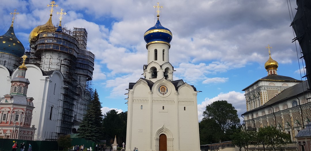 В Троице-Сергиеву лавру всей семьей (Светлана)