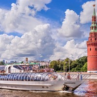 Речные круизы по&nbsp;Москве