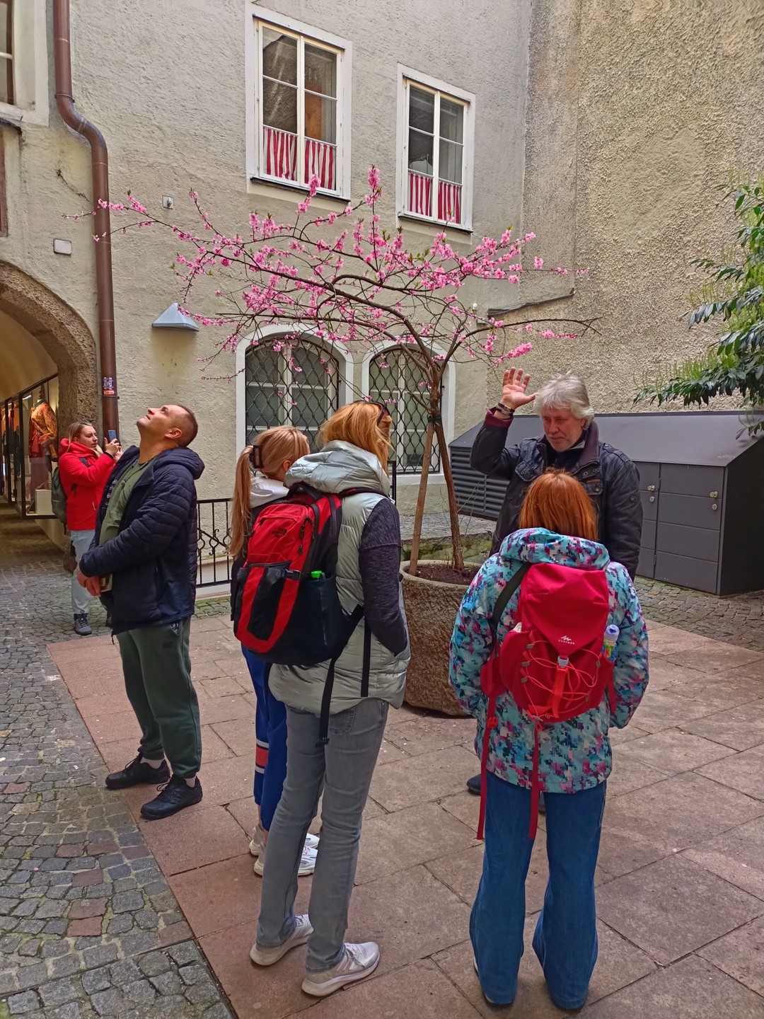 Прекрасная, не банальная экскурсия. Рекомендую!