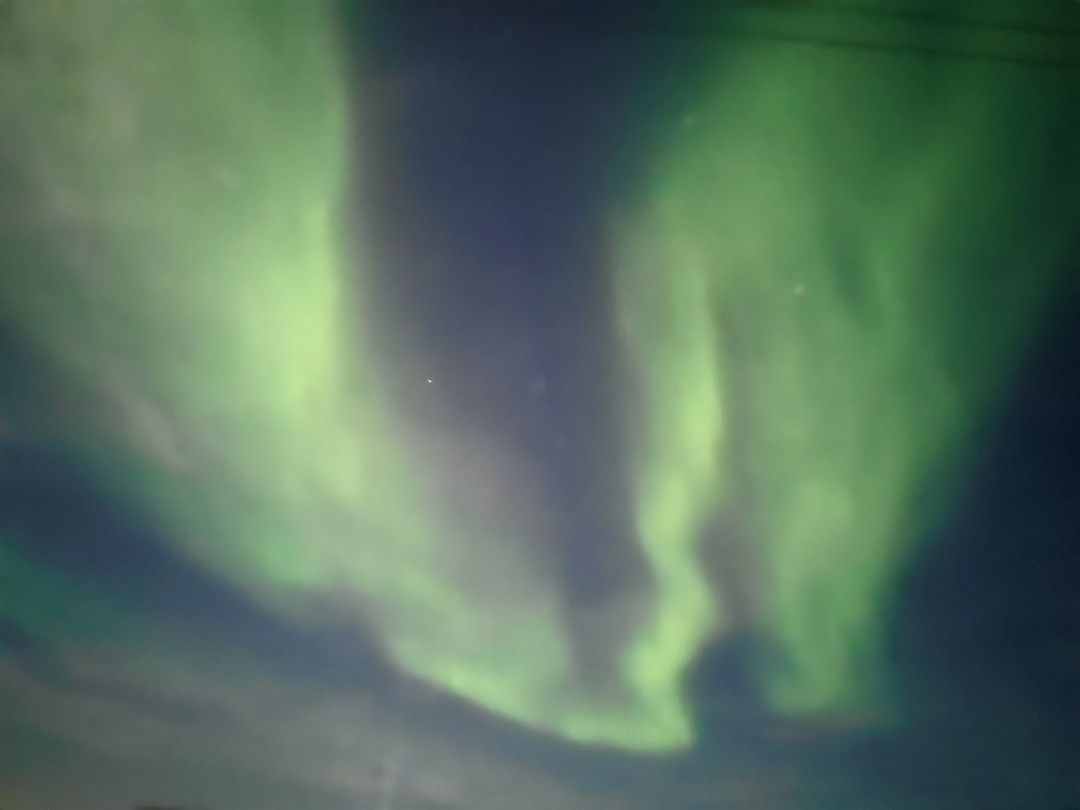 Обыкновенное чудо Арктики: на поиски северного сияния в мини-группе (DINGJUNHUI)