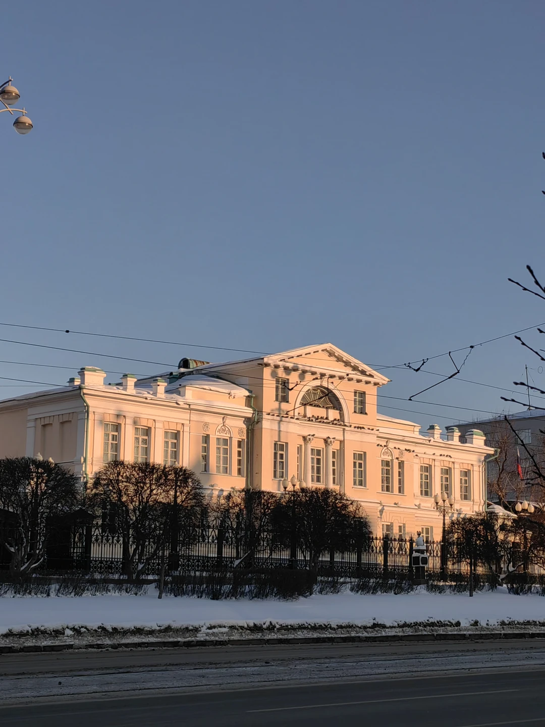 Узнать Екатеринбург за 3 часа (Натаниэлла)