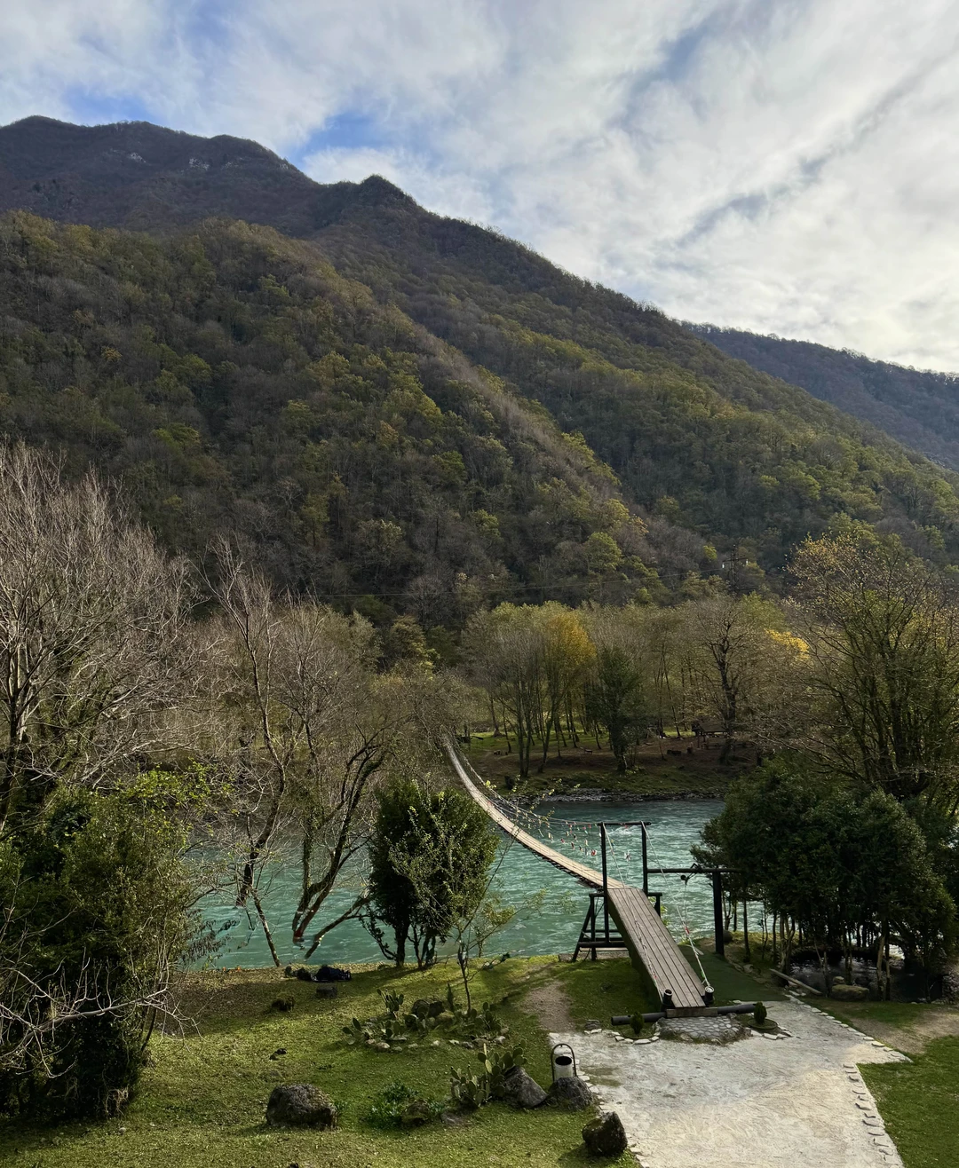 Все прошло просто замечательно! Невероятной красоты локации, прекрасная организация и замечательная гид Мадина! Всем советую, не