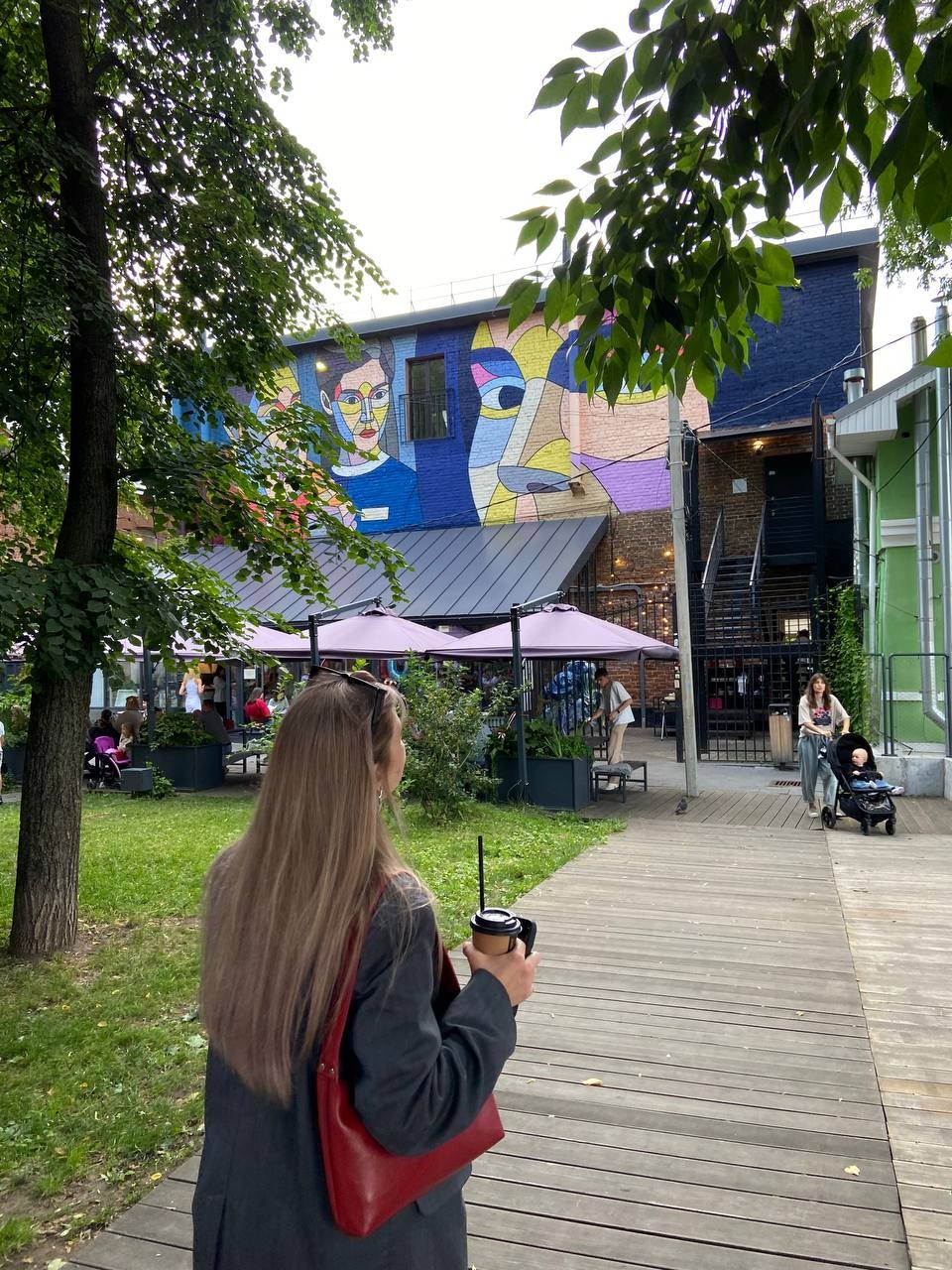 Замечательная экскурсия с крутым гидом Натальей с погружением в мир нижегородского стритарта. Особенно рекомендую людям творческих