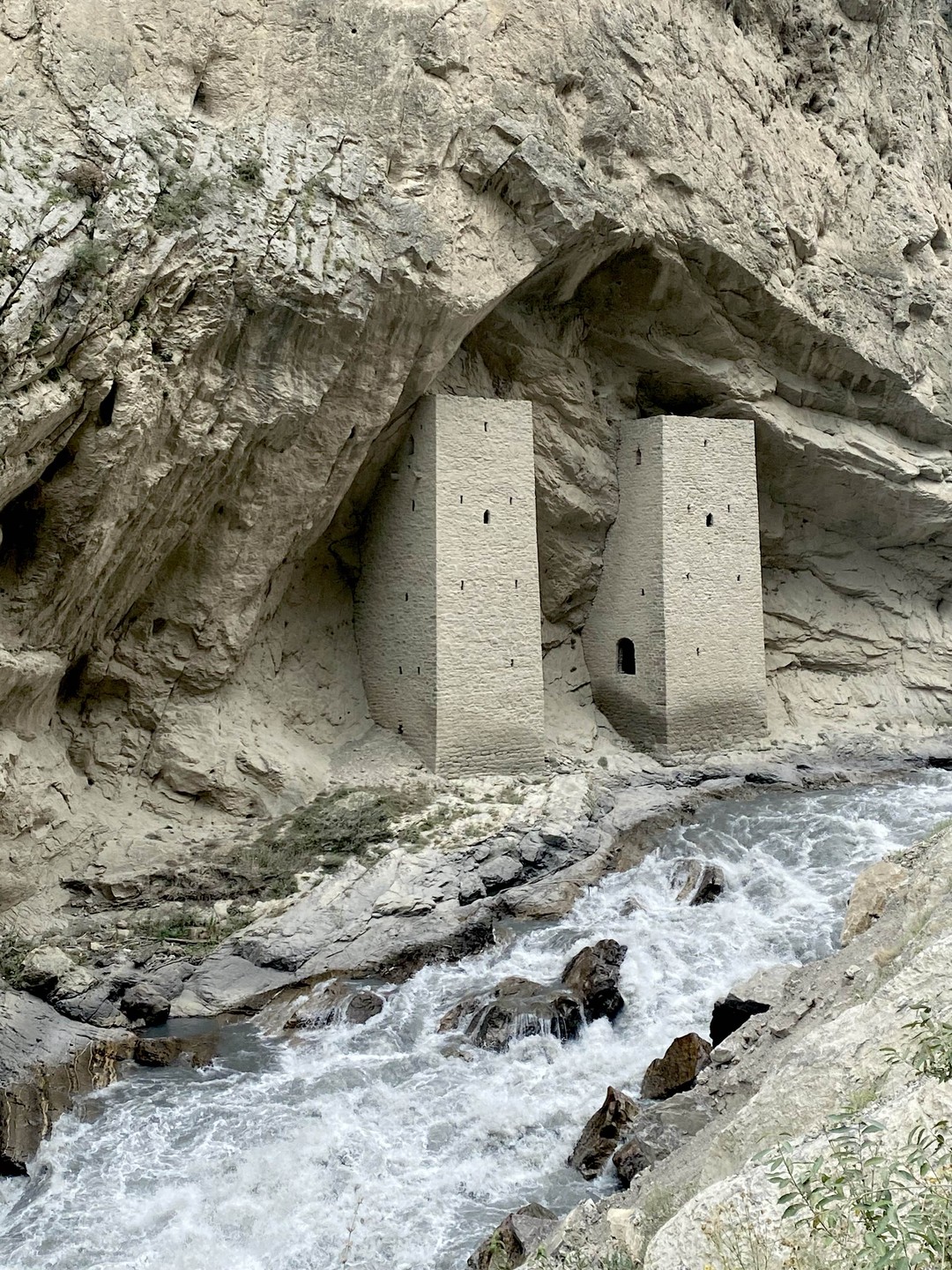 Аргунское ущелье: по дороге древних караванов (Дарья)