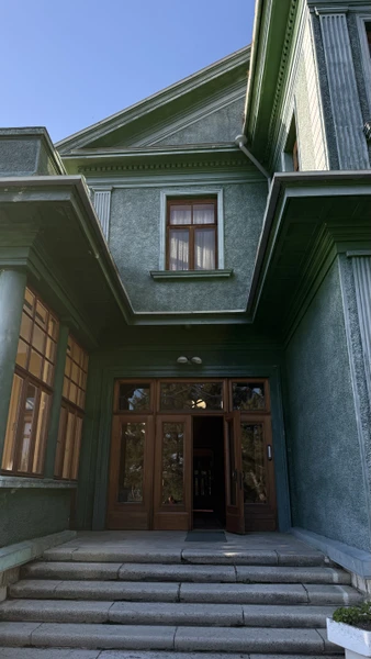 спасибо Славику, это была лучшая экскурсия 🫶🏻 очень душевно и уютно)) нас провезли по очень красивым