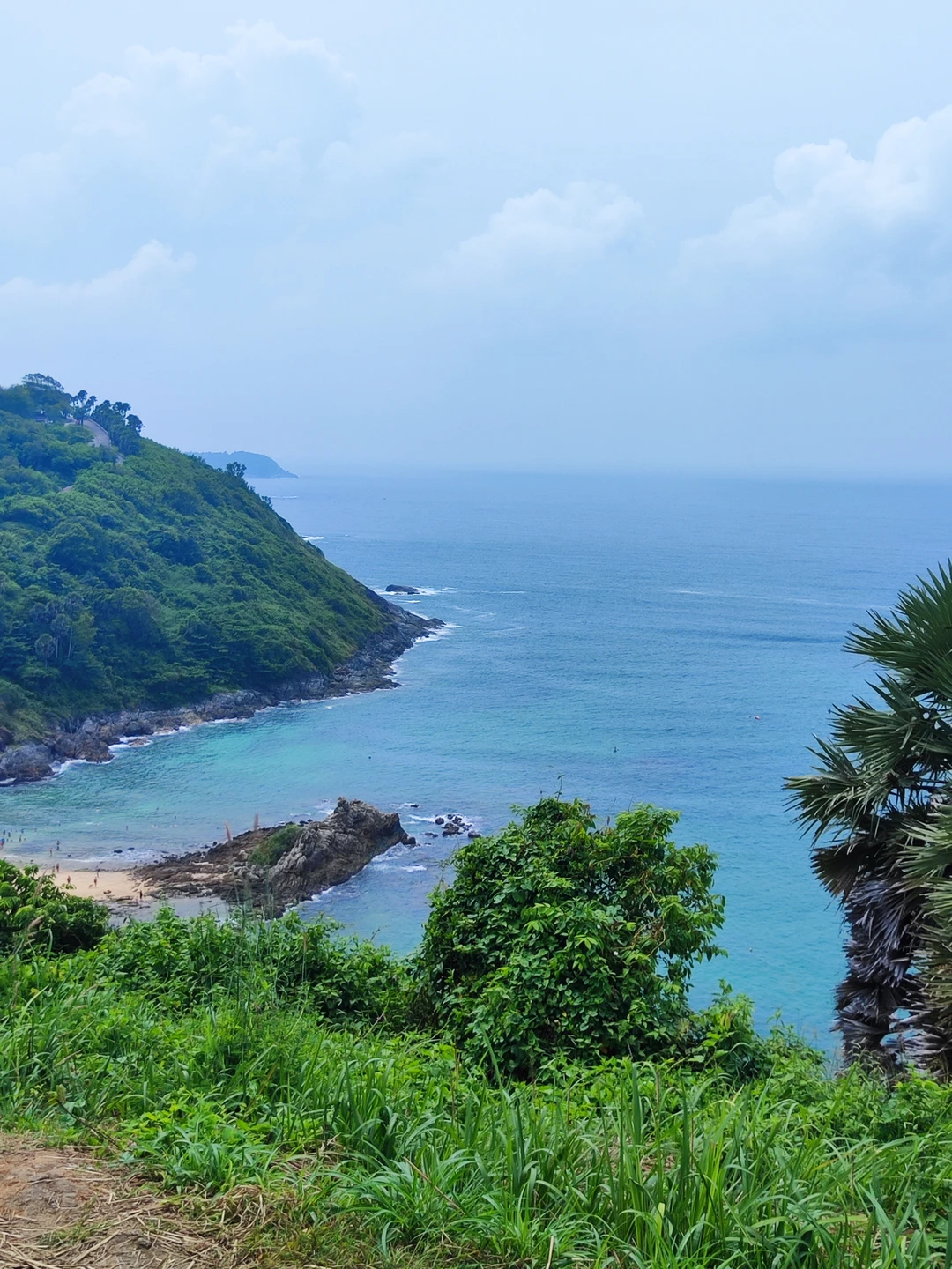 С удовольствием посетили экскурсию! Русскоязычный гид Дмитрий обладает кладезю исторической и актуальной для туризма и проживания