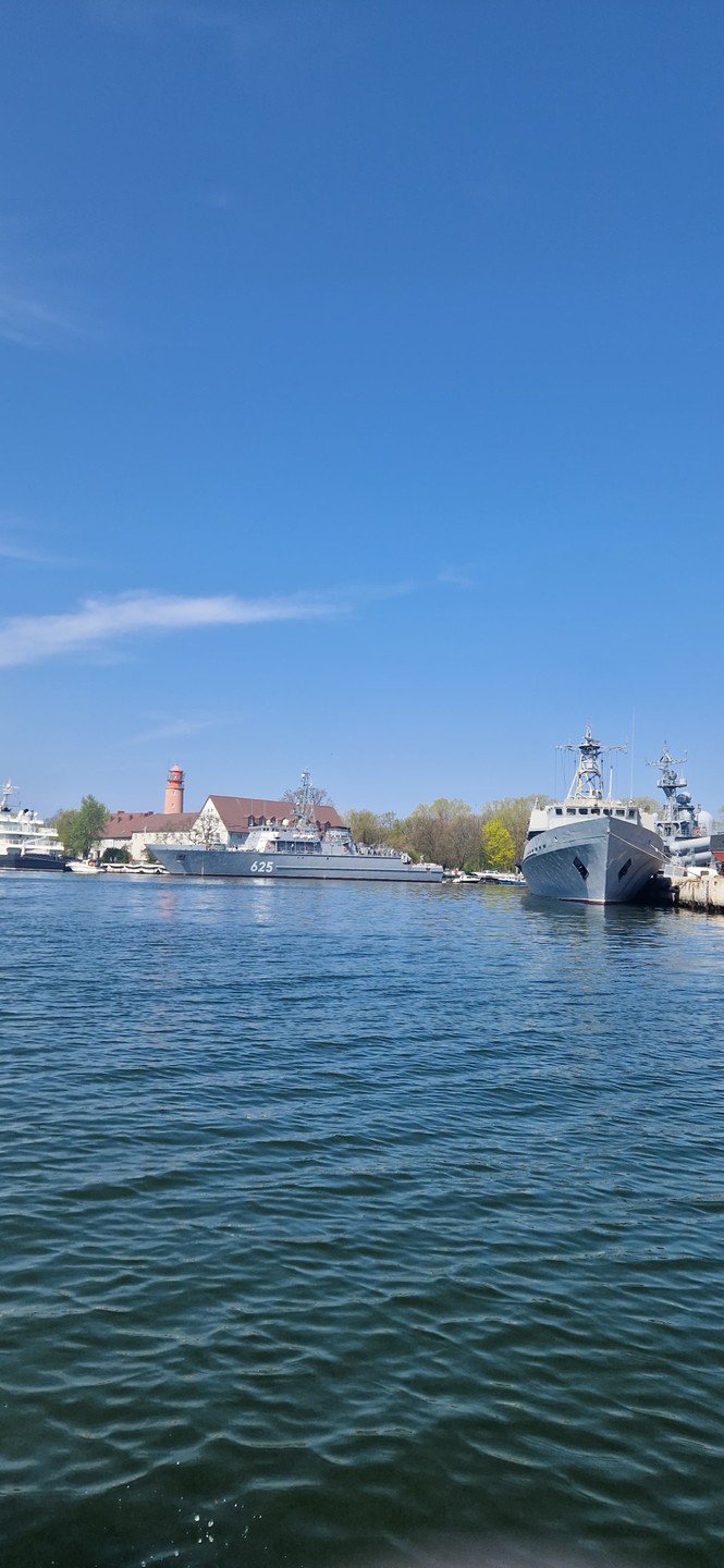 Были на экскурсии 21.04.25,всего 5 человек, трое взрослых и 2 подростка. Всё понравилось, очень интересно, узнали
