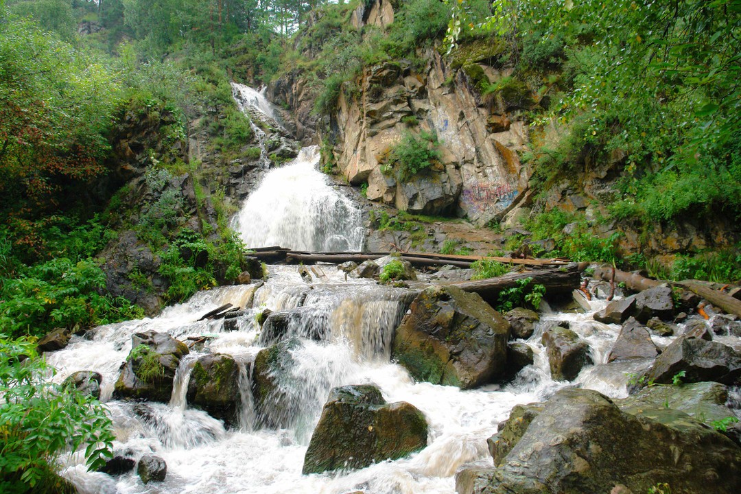 Фото отзыва 1: авторский тур "Уик-энд на природе: Камышлинский водопад, Каракольские озёра и Зубы дракона"