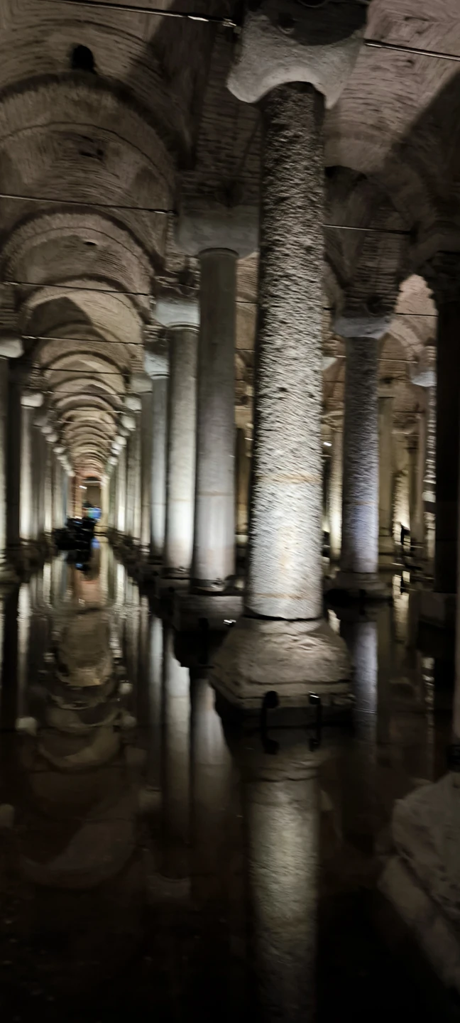 Мустафа очень интересный собеседник, экскурсия прошла на одном дыхании. Смогли посмотреть максимум за один день. Спасибо