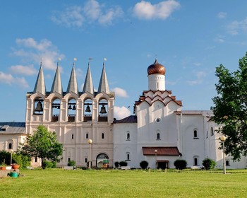 Богородичный Успенский монастырь, дом-музей Римского-Корсакова