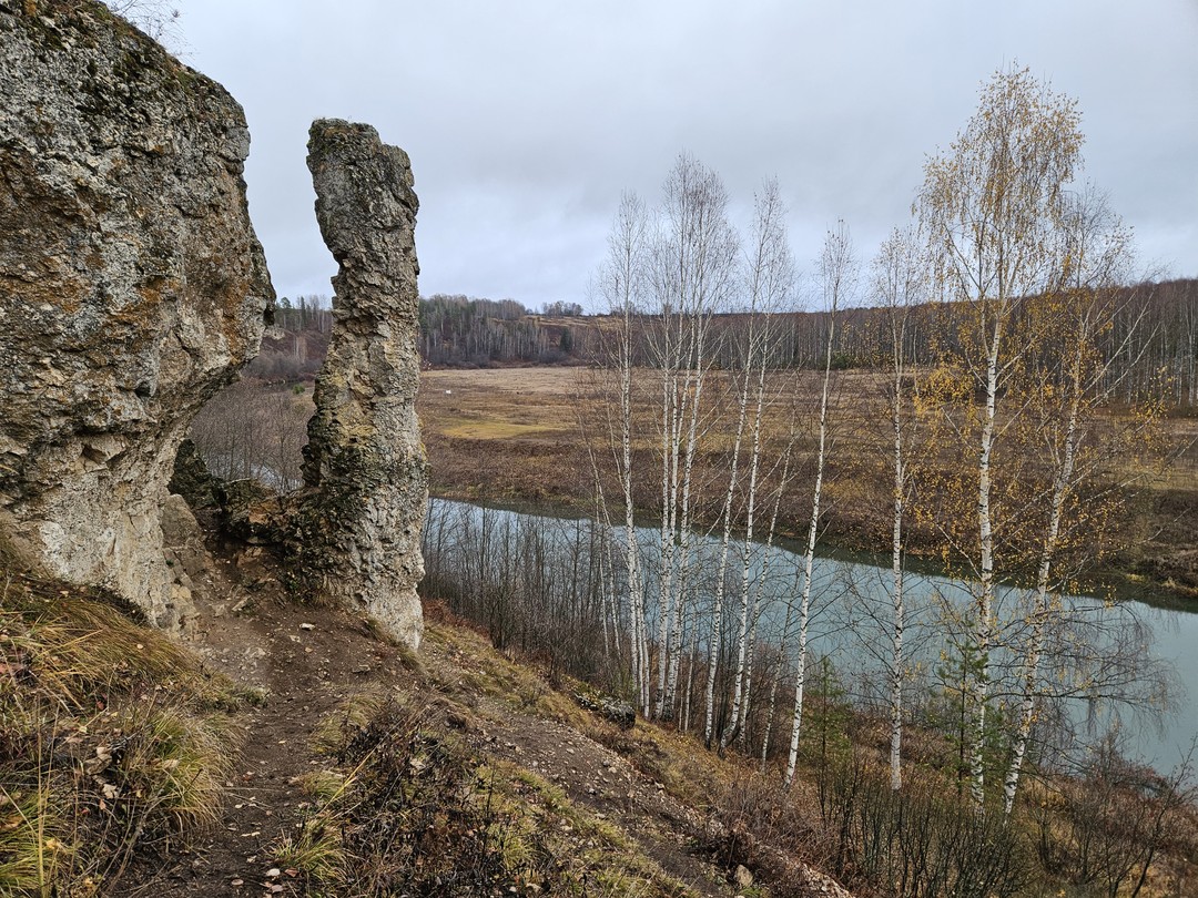 Живописные пейзажи, святыня для марийцев, место захоронения князя Чимбулата. Тишина, красота, прекрасно проведенный день наедине с