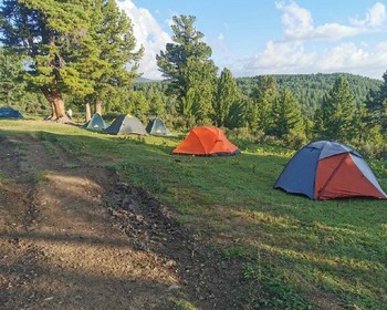 Сплав по Катуни, прогулка верхом, остров Патмос, виа-феррата и маралы