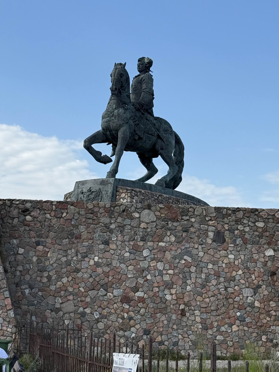 Отличная экскурсия. Евгений очень интересно рассказывал по ходу передвижения. Ему респект. Организация на высшем уровне. Один