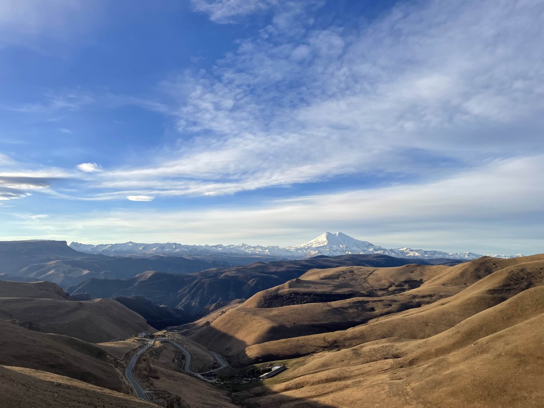 Экскурсия прошла отлично! Гид Роман показал множество красивых локаций и даже те, которые не входили в