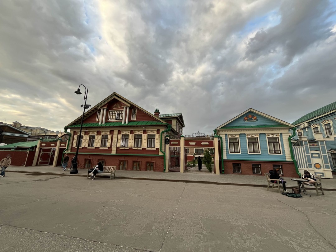 Прикоснись к истории татар, или Снимите обувь - вы в гостях (Гульнара)