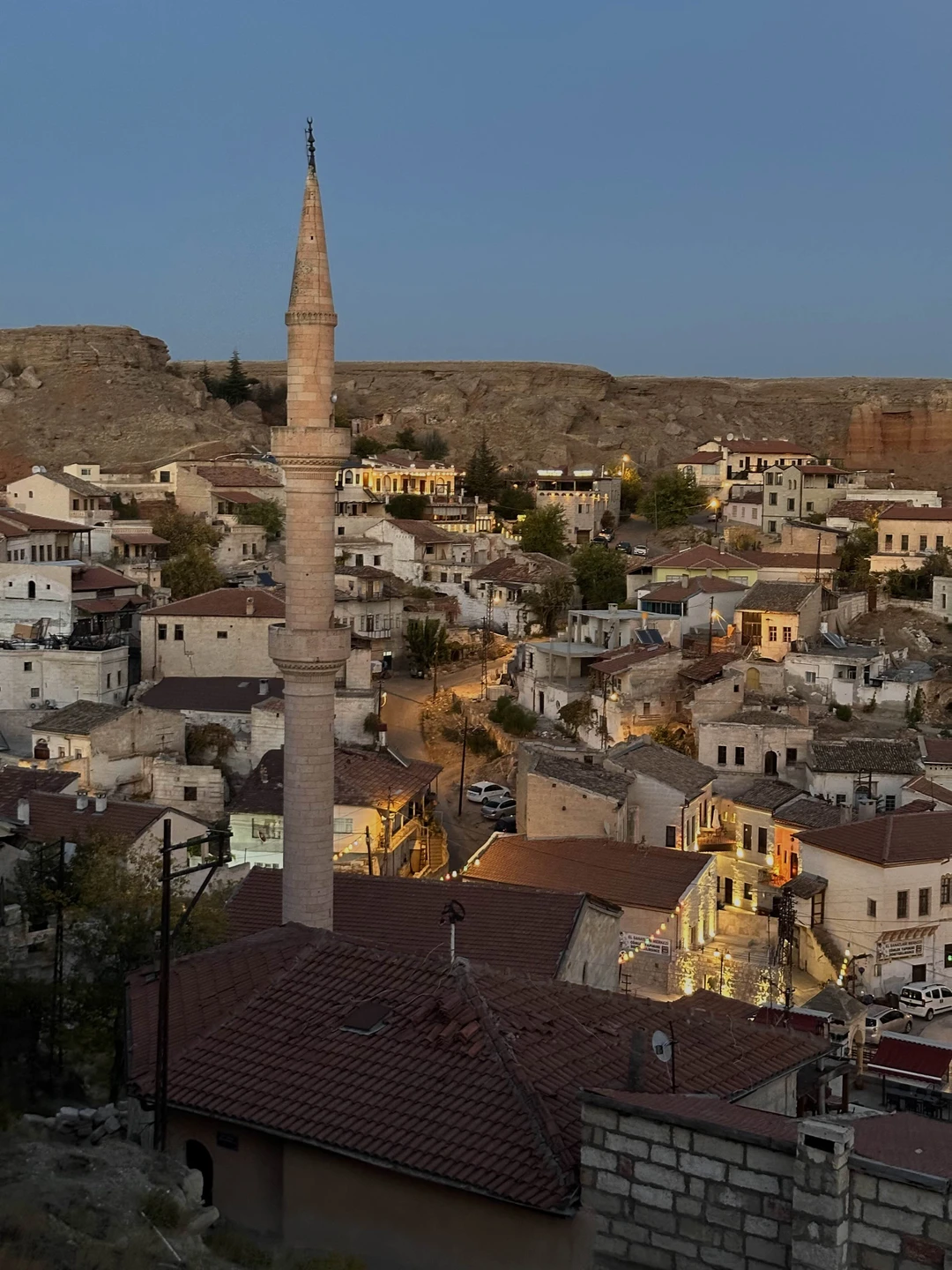 Атмосферная поездка. Салтан бог🤍 спасибо. Было очень интересно. Номер очень атмосферный