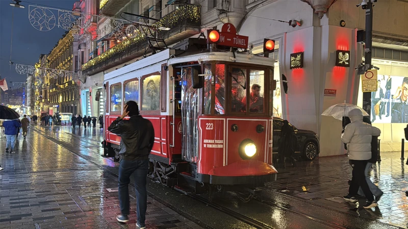 Сегодня экскурсию проводила Аружан