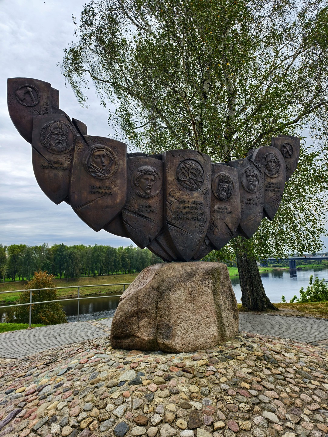 Сегодня мы побывали на экскурсии в Полоцке. Провела её для нас Ольга.