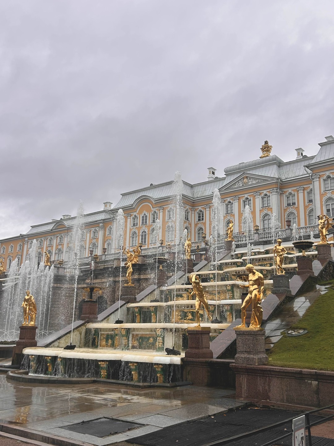 Автобусная экскурсия из Петербурга «Кронштадт - Петергоф» (Алина)