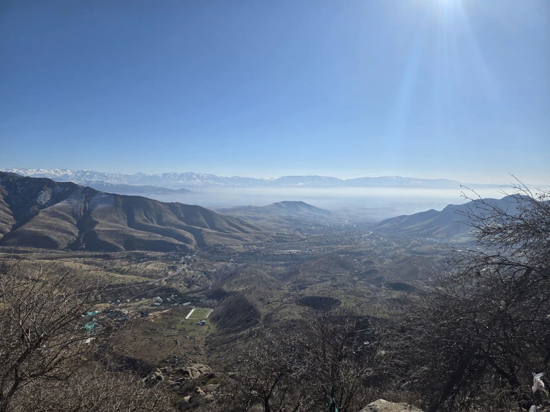 Очень понравилась экскурсия. Такие потрясающие виды в горах, сам город Шахрисабз с невероятной историей, руинами дворца