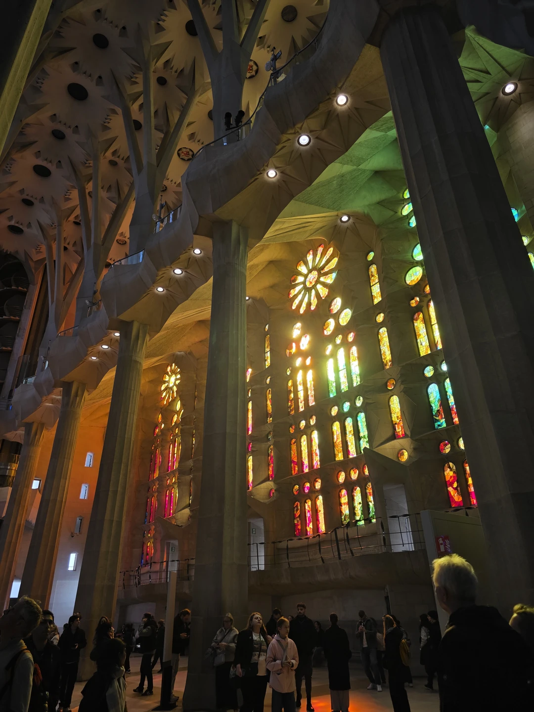 Получилась замечательная, насыщенная и познавательная экскурсия!!! Проводила её гид Екатерина. Настоящий профессионал. Посетили с ней множество