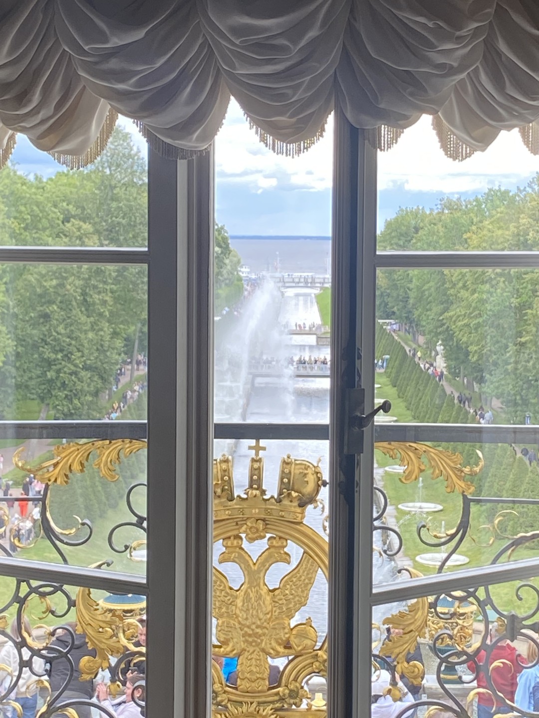 В Петергоф на скоростном судне: экскурсия по Нижнему парку и Большому дворцу (Насокина)