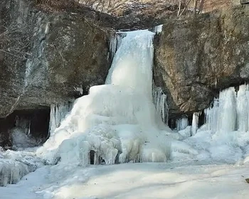 От шума водопадов до безмолвия бухт и пляжей Хасанского района
