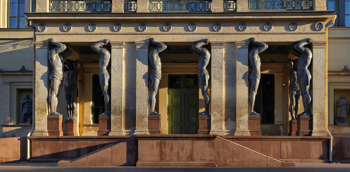 Атланты Эрмитажа — загадочные хранители Петербурга