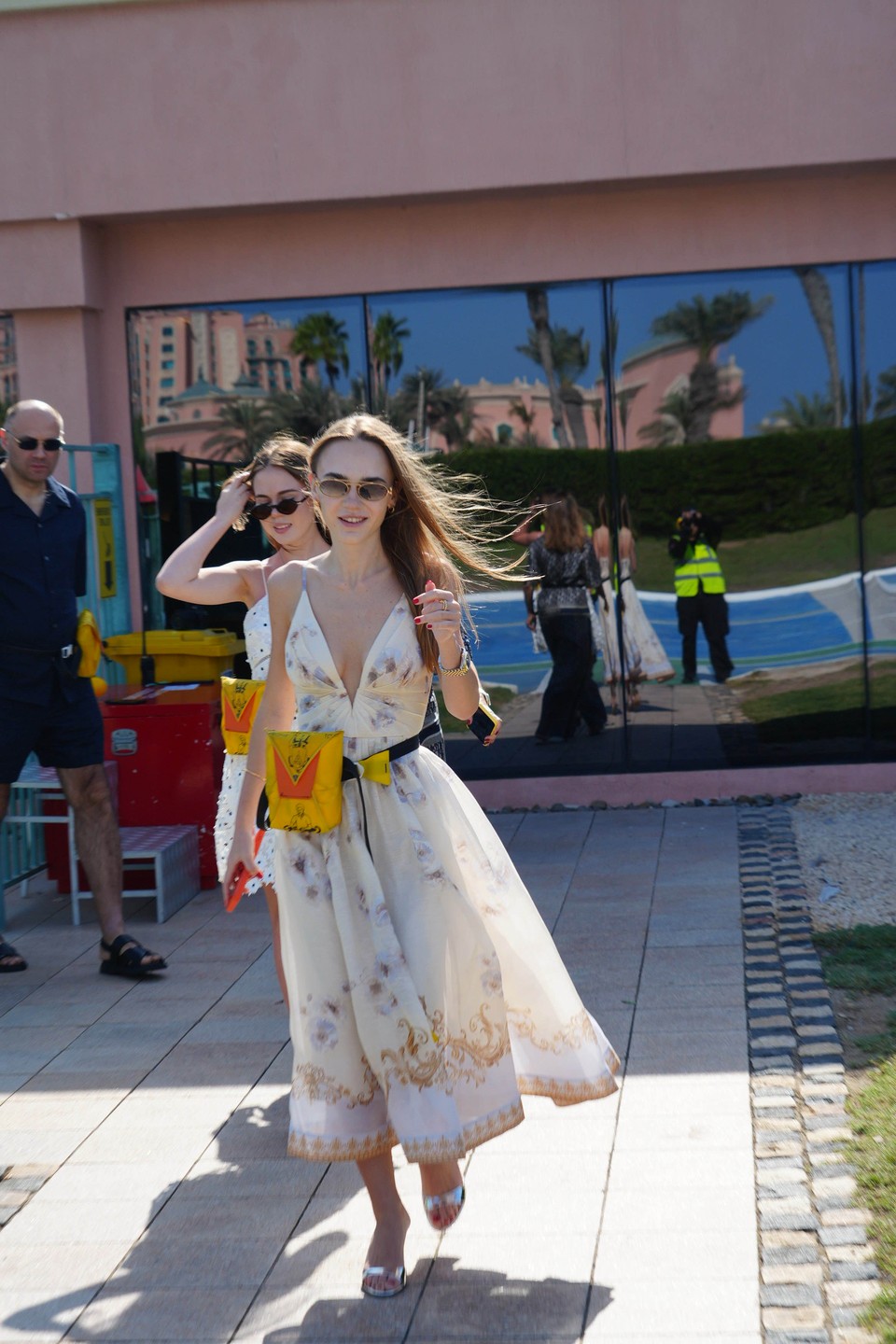 Спасибо организаторам и исполнителям за замечательную экскурсию, прекрасные виды на Palm Jumeirah and Burj Khalifa, отличный