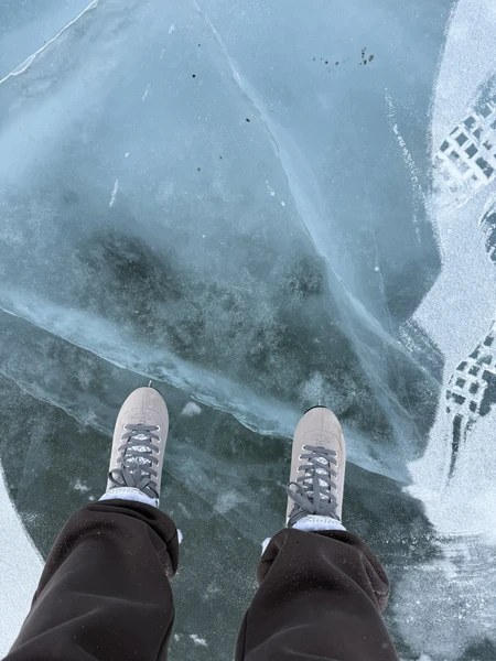 была на экскурссии с гидом Артемом, за что ему большое спасибо! Артем отличный рассказчик, с удоовльствием