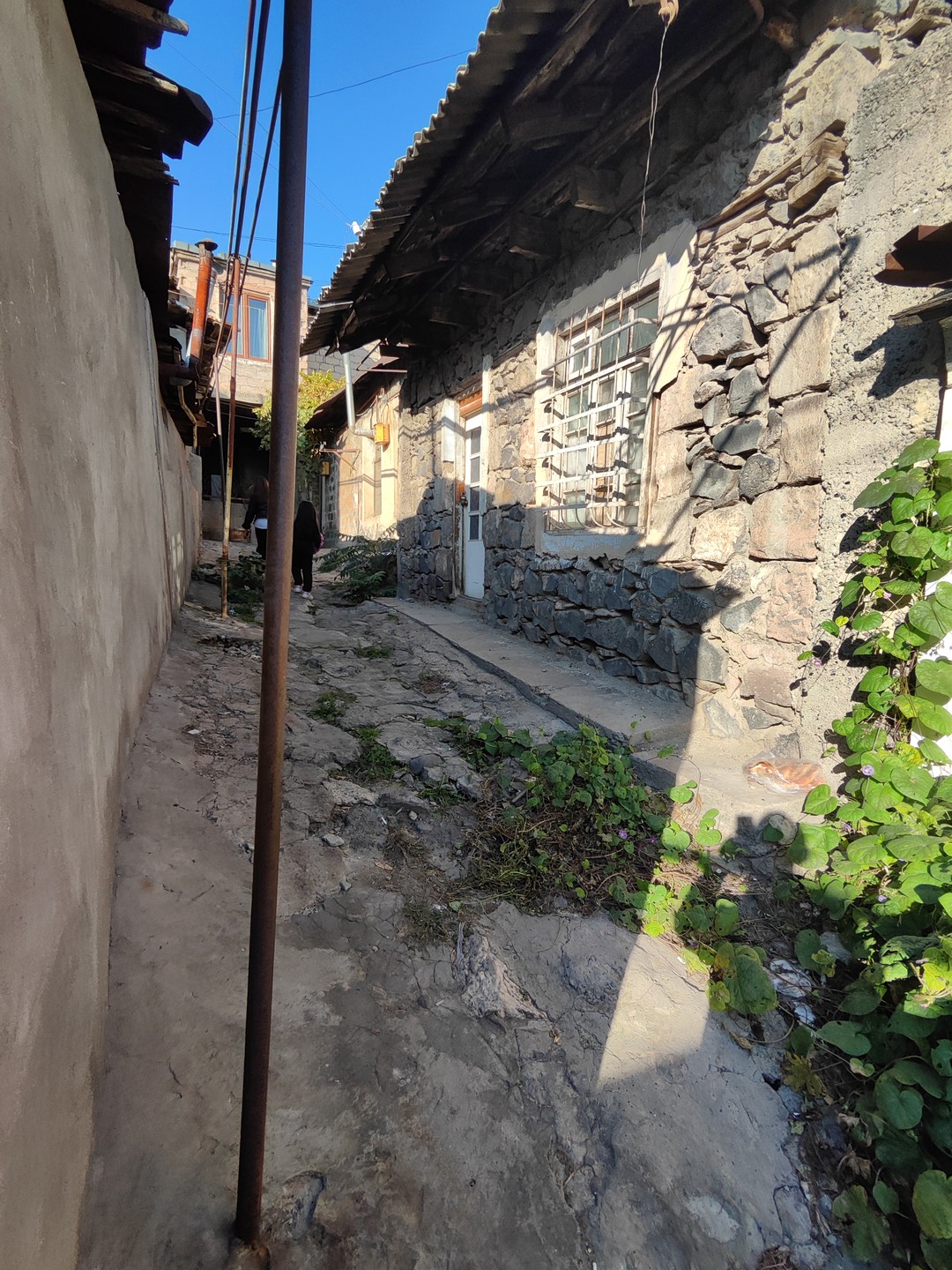 Получилось отличное путешествие, мы смогли увидеть и природные красоты, и городские улочки, и исторические объекты. Познакомились