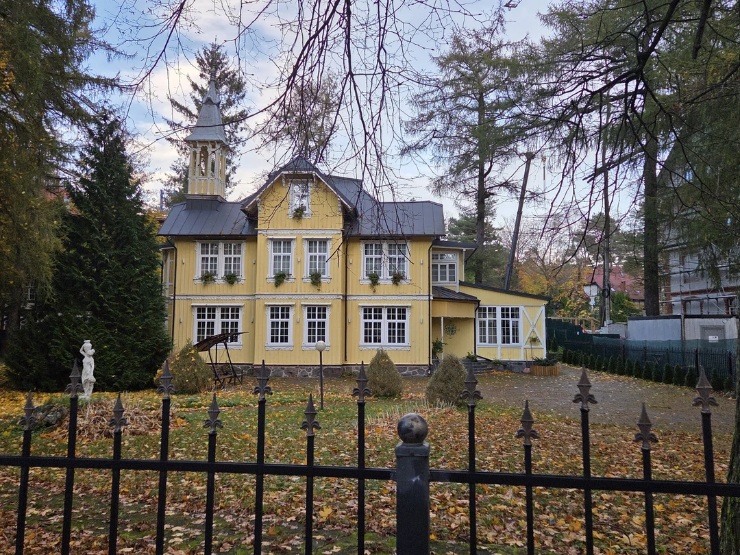 Огромное спасибо Игорю Михайловичу, за супер экскурсии! Все прошло замечательно. Игорь Михайлович учитывал, все наши пожелания