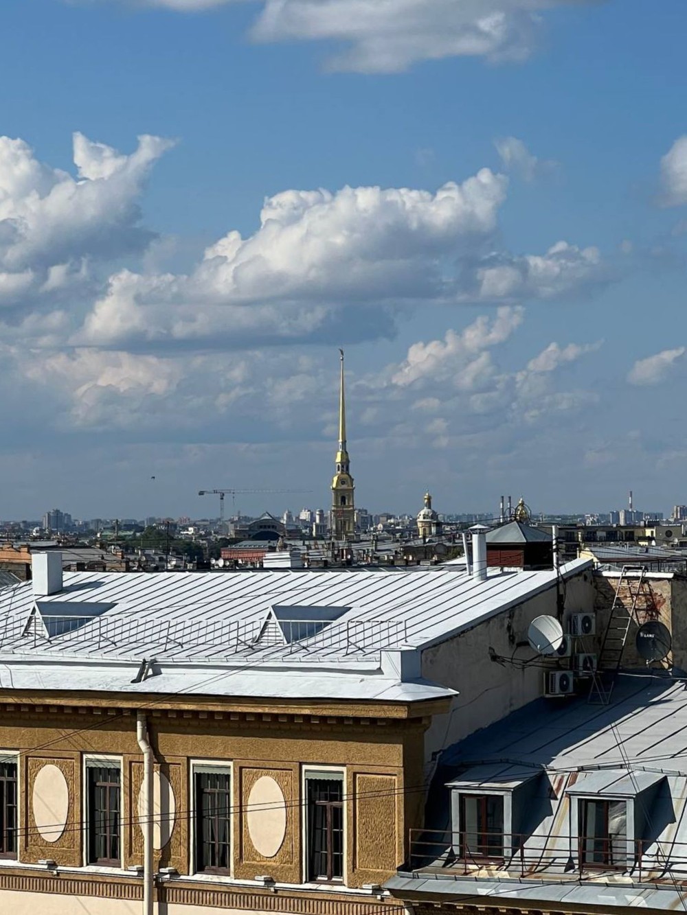 Фото Пируэты Петербурга: погулять по центру и подняться крышу