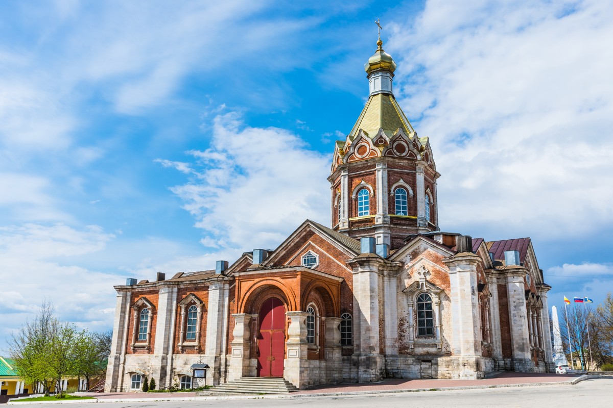 Главное изображение экскурсии - Экскурсия по Соборной площади Касимова — глазами незрячего гида