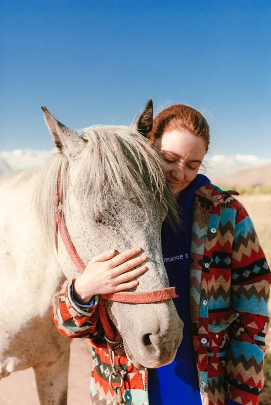 Весна в Киргизии: тур на майские с конной прогулкой, мастер-классом, пикниками и купанием