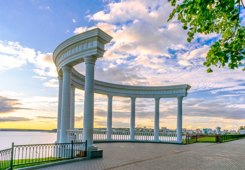 Ижевск - история в металле и камне