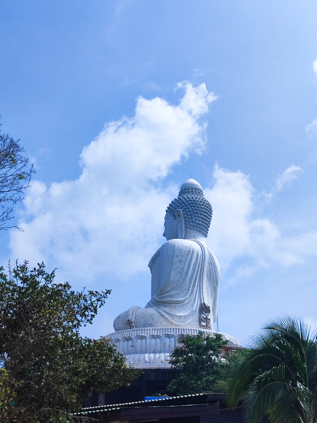 С удовольствием посетили экскурсию! Русскоязычный гид Дмитрий обладает кладезю исторической и актуальной для туризма и проживания