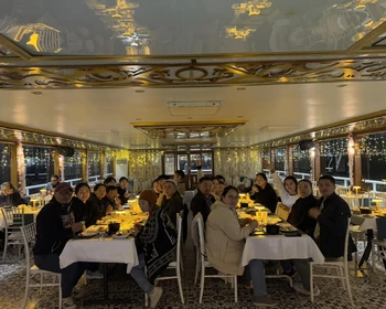 Вечерний круиз по Босфору с развлекательной программой и ужином