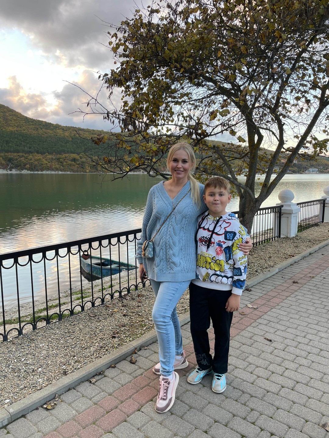 Абрау-Дюрсо, или Добро пожаловать в черноморскую Швейцарию (Коробова)