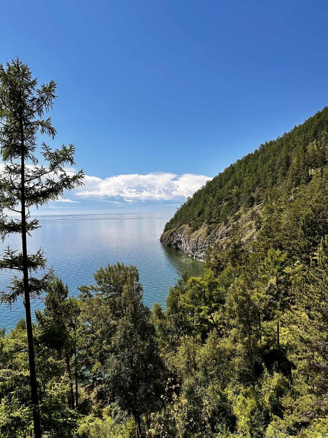 Экскурсию нам проводил Евгений - потрясающий гид. Евгений в полной мере раскрывал интересующие темы. Отлично подготовлен