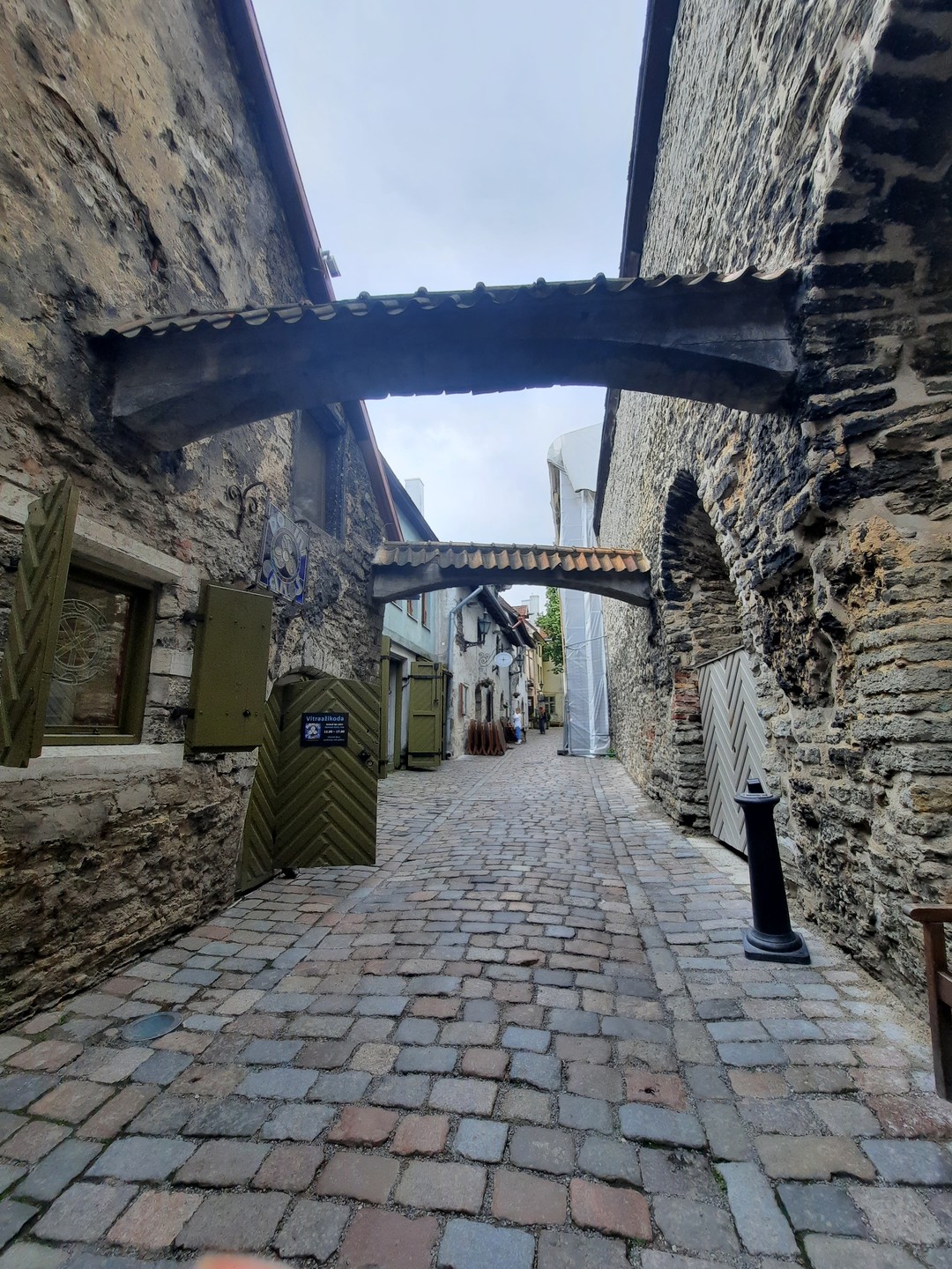 Большое спасибо Роману! В последний момент мне отменила экскурсию другая гид, и Роман просто спас ситуацию!