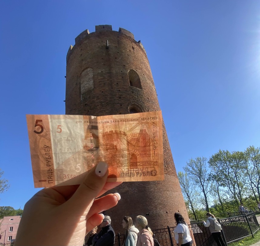 Все супер!жаль что не добавить видео!очень понравился бокс,который вручают после рассказа про самогонный аппарат! Спасибо вам за классный день ❤️
